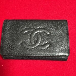 CHANEL Textured Black Leather key holder